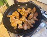 揚げない！鶏もも肉とナッツのピリ辛炒め作り方4写真