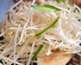簡単節約‼️もやしとひき肉炒め🍚作り方4写真