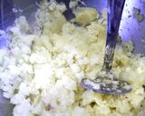 カリカリ豚のマッシュポテト・猪肉焼土豆泥作り方3写真