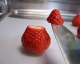 子供が喜ぶ！クリスマスに☆苺deサンタ♪作り方6写真