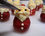 子供が喜ぶ！クリスマスに☆苺deサンタ♪作り方16写真