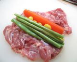 簡単　クリスマスチキンロール　炊飯器で作り方3写真