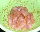 鶏胸肉とキャベツのピリ辛味噌炒め作り方1写真