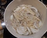えのきと玉ねぎの味噌汁♪作り方2写真