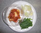 寒い日には…豚キムチにゅうめん♪作り方1写真