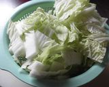 白菜とギョウザのスープ作り方1写真