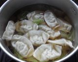 白菜とギョウザのスープ作り方4写真