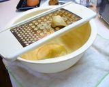 鶏ひき肉のふわふわ団子作り方3写真
