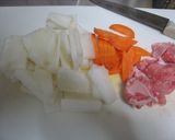 パパでもできた☆根菜と豚肉の煮物くん作り方1写真