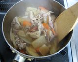 パパでもできた☆根菜と豚肉の煮物くん作り方3写真