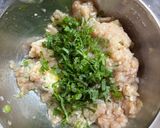 大葉が香る鶏ひき肉の棒餃子🎵作り方1写真
