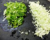 セロリたっぷり味噌ハンバーグ作り方1写真