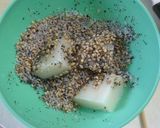 おやつに朝食に!プチプチ2色ごまもち★゛作り方4写真
