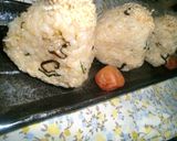 玄米おにぎり★塩昆布・じゃこ・大葉・ゴマ作り方3写真