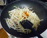 簡単　豚挽きもやしのスイートチリ作り方3写真