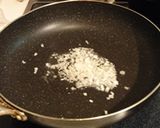 ふわたまチリソースラーメン作り方2写真