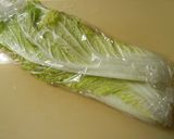 白菜とお魚ソーセージの豆乳スープ作り方1写真