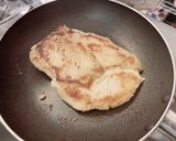 フライパンで鶏ムネ肉のレモン蒸し作り方3写真