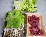 白菜とレタスと牛肉の蒸し焼き作り方2写真