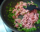 簡単☆ピーマンとひき肉のライスグラタン作り方1写真