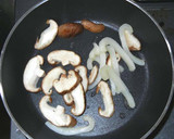 超簡単・焼肉のタレでニラとイカの炒め物作り方3写真