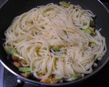 新キャベツと鮭の簡単パスタ作り方4写真