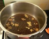 圧力鍋で牛すじ肉と根菜の甘辛しょうゆ煮作り方2写真