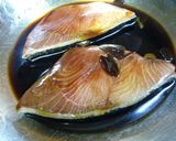 大葉にんにく醤油で♪ブリ照り焼き作り方1写真