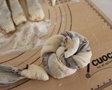 チョコシートの✿型折り込みパン作り方7写真