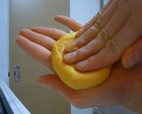 手捏ね☆栄養満点！野菜ジュースdeパン作り方10写真