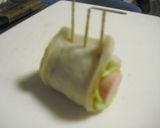 お弁当に♪魚肉ソーセージくるくる巻き作り方2写真