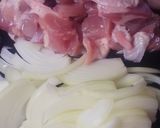鶏肉に！うまみたっぷり玉ねぎのせ作り方1写真