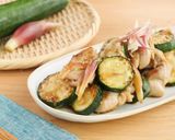 鶏もも肉とズッキーニのみょうがポン酢炒め作り方6写真
