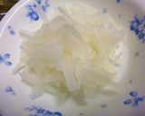 蒸し大根の青じそ・梅風味和え　サラダ作り方1写真