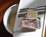牡蠣とチーズと白味噌ホワイトソース作り方1写真