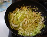 キャベツたっぷり☆焼肉のたれde豚丼作り方2写真