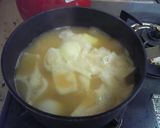 男の料理 じゃがいもとたまねぎのみそしる作り方3写真