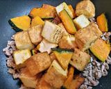 節約簡単夕飯主菜！かぼちゃと厚揚げ挽肉韓国甘辛煮作り方6写真