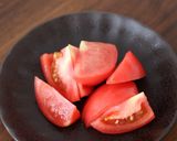 ワンパンで！豚肉とトマトのごま味噌炒め作り方2写真