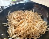 もやし炒めに卵焼きを添えて❣️作り方6写真