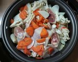 野菜と缶詰でつくる簡単トマト鍋作り方3写真