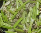 【農家のレシピ】葉ゴボウと牛肉の煮物作り方4写真