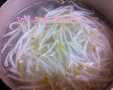 節約簡単あったまる　もやしスープ作り方4写真