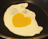 ＊バレンタイン＊ハートな目玉焼き♡作り方4写真