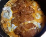 市販カツで時短！まだら卵のカツ丼作り方6写真