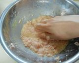 ふんわりヘルシー♡鶏肉おからハンバーグ作り方2写真