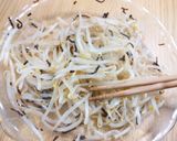 しのんち☆もやしの辛子と塩昆布あえ♪作り方2写真