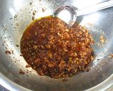 XO醤が決め手！食べるラー油作り方4写真