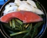 タジン鍋✿鮭と野菜のコンソメ蒸し✿作り方1写真