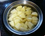 鮭とクリームチーズのコロコロポテトサラダ作り方1写真